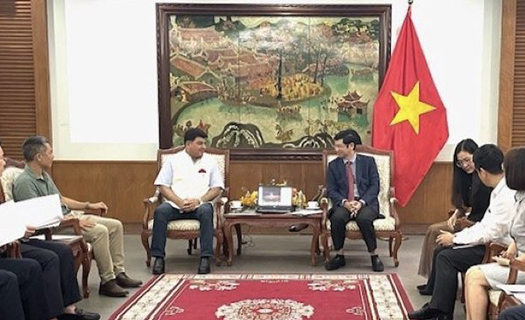Tăng cường quảng bá hình ảnh Việt Nam qua điện ảnh Ấn Độ